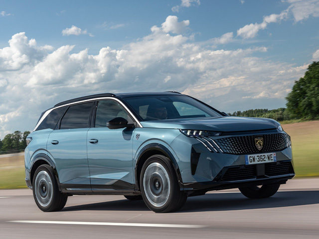 İLERİ SEVİYE SÜRÜŞ KEYFİ SUNAN PEUGEOT MODELLERİNDE MAYIS FIRSATLARI!